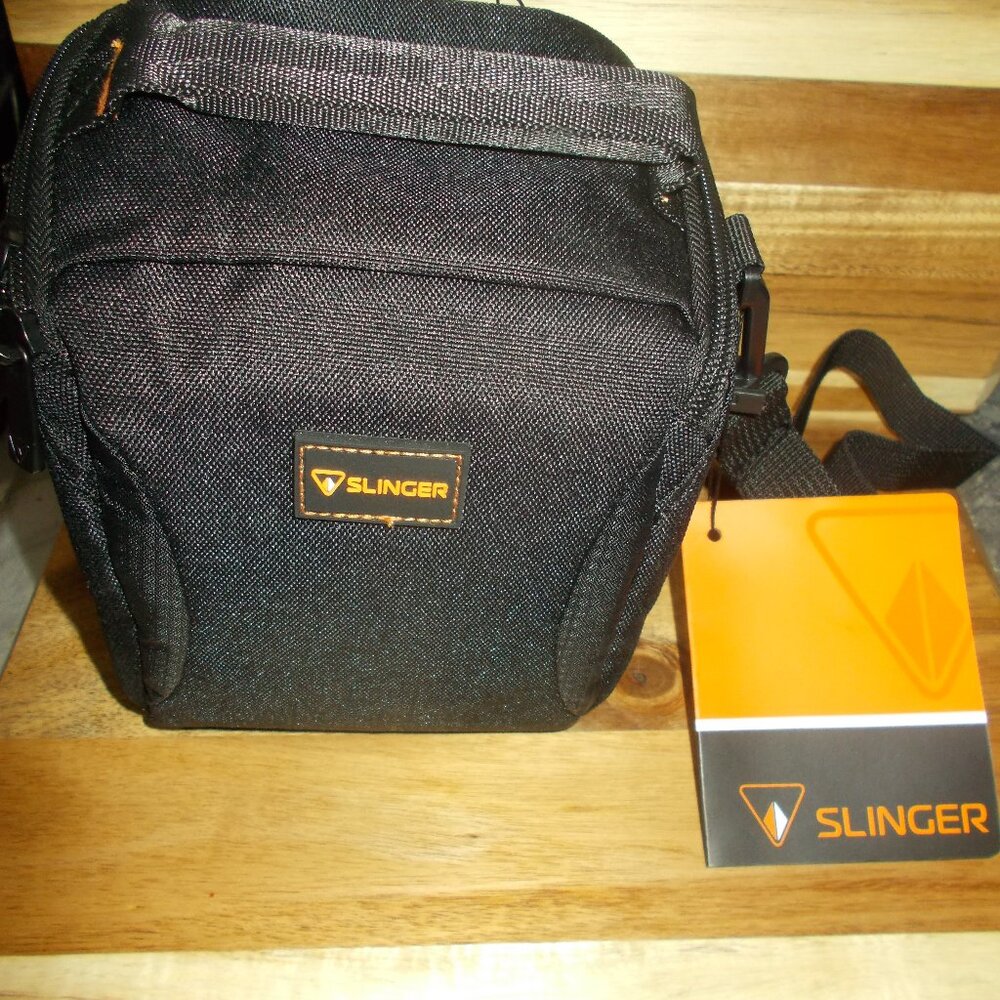 Slinger Alpine 120 Small Camera Bag NEW WITH TAGS